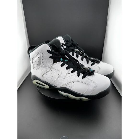 Jordan 6 Retro White Jade Black (GS) size6